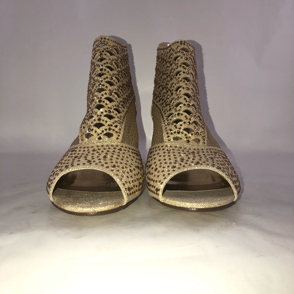 Pierre Dumas Gold Peep Toe Heels